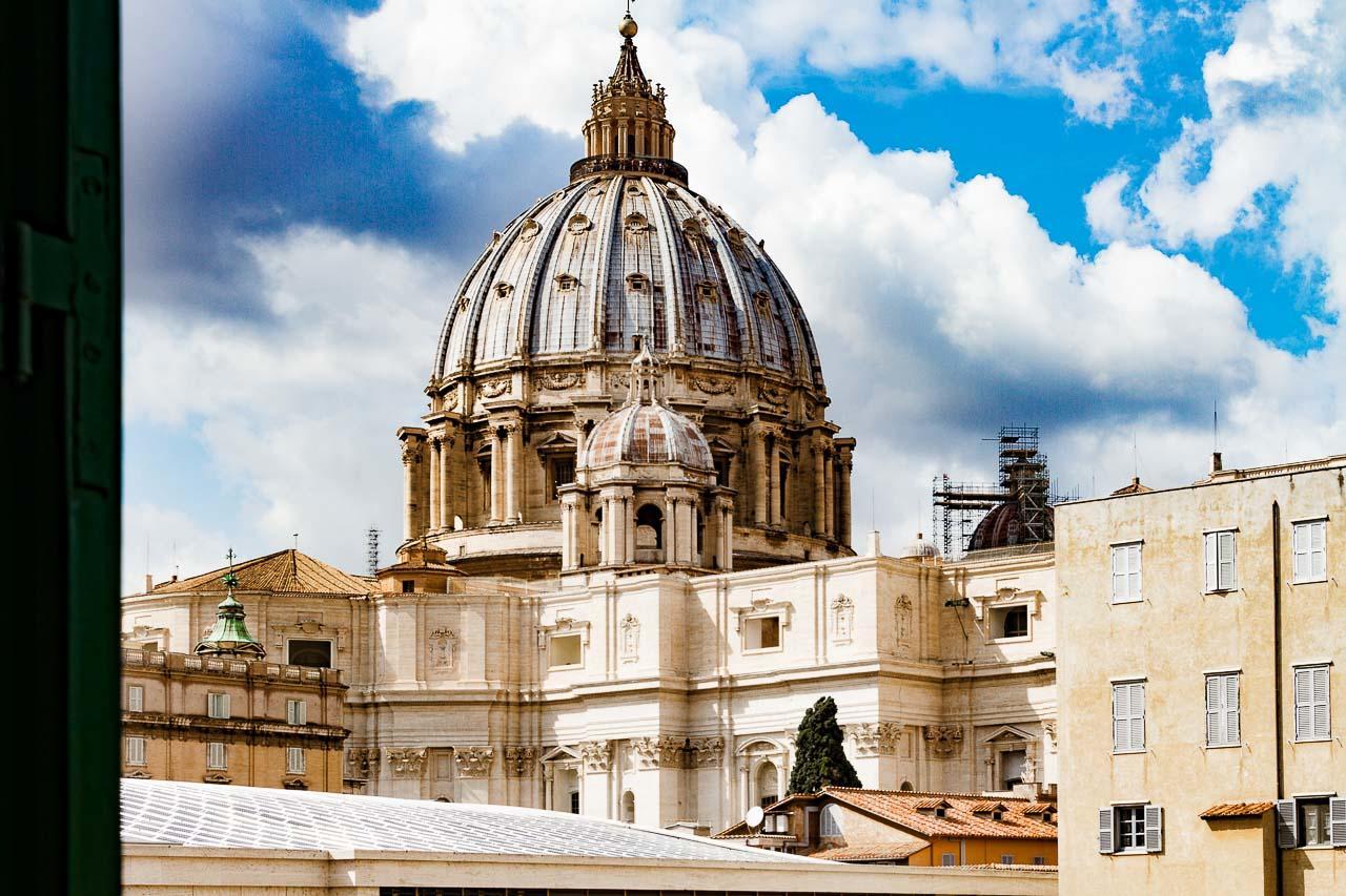St. Peter's Cupola Apartment *